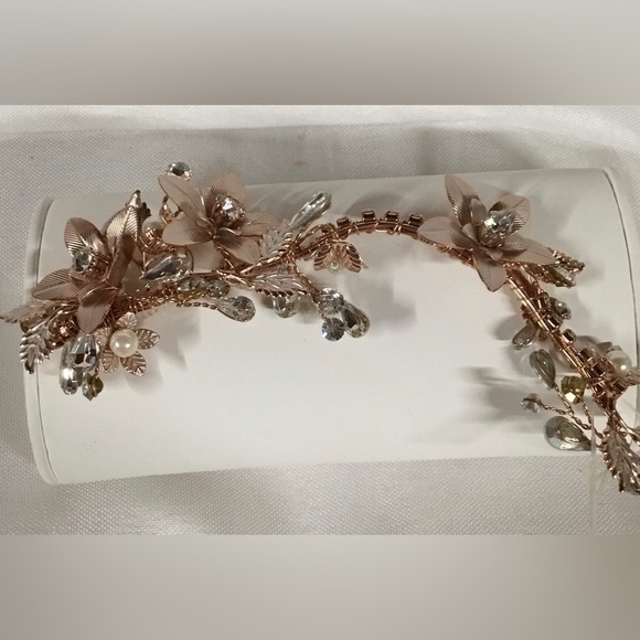 Hair Accessory.Gold Leaf, Crystal & Rhinestone on Gold Metal Base